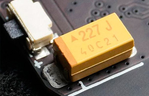 冠旭達課堂：鋁電容和鉭電容的區別在哪？